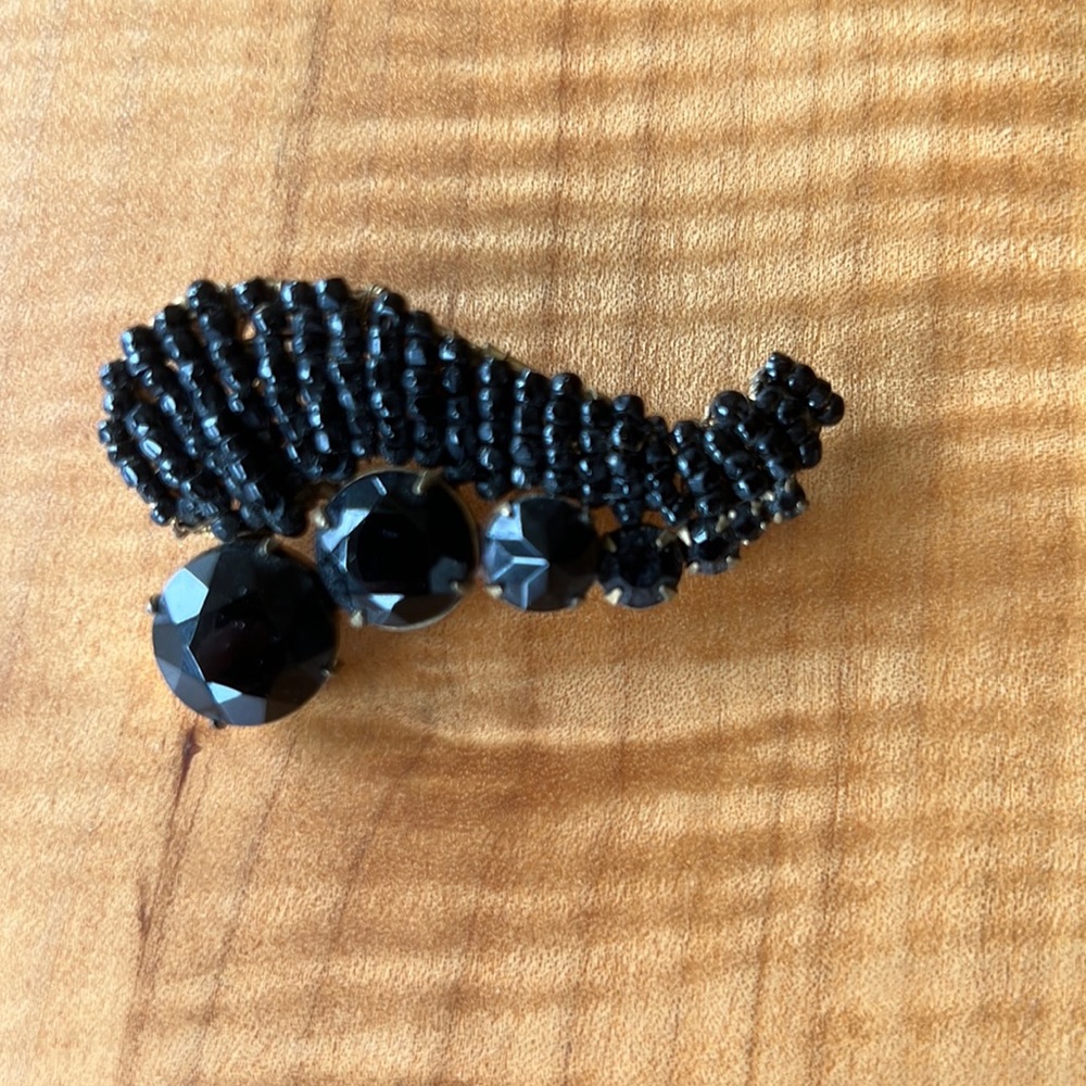 Vintage Miriam Haskell Jet Brooch